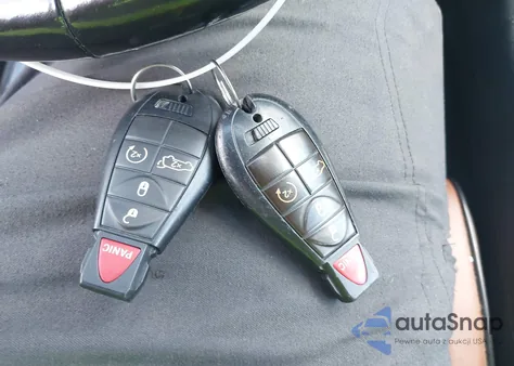 2012 Jeep Grand Cherokee Overland z USA, uszkodzony, nr VIN 1C4RJFCT4CC192264